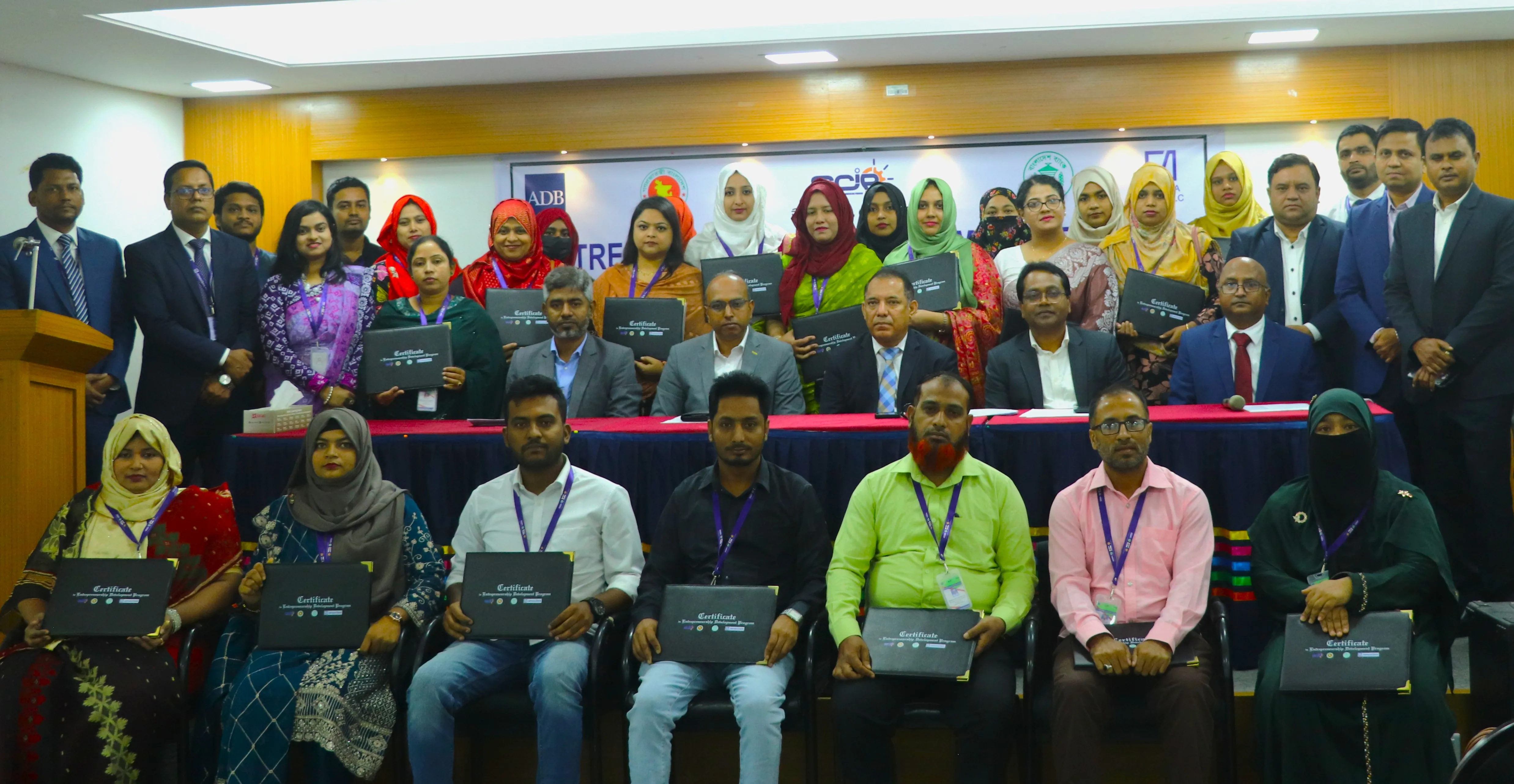 উদ্যোক্তা উন্নয়ন প্রশিক্ষণ সমাপনী ও সনদ বিতরণ